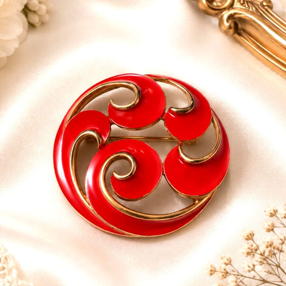 Vintage Red Enamel Gold Tone Swirl Circle Brooch Mid Century Pin